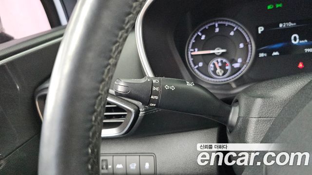 Hyundai Santa Fe Diesel 2.2 2WD Prestige 2021 — фото 18