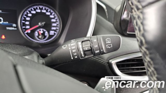 Hyundai Santa Fe Diesel 2.2 2WD Prestige 2021 — фото 30