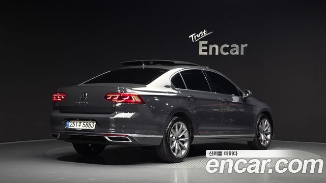 Volkswagen Passat GT (B8) 2.0 TDI Prestige 2021 — фото 2