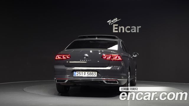 Volkswagen Passat GT (B8) 2.0 TDI Prestige 2021 — фото 4