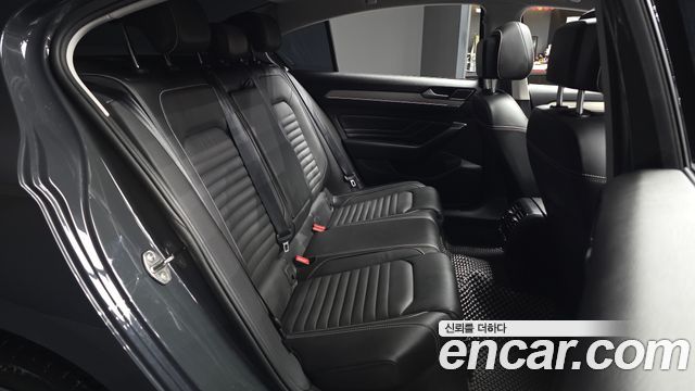 Volkswagen Passat GT (B8) 2.0 TDI Prestige 2021 — фото 12