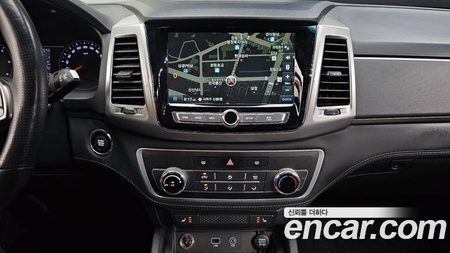 KG Mobility (SsangYong) Rexton Sports Diesel 2.2 2WD Adventure 2018 — фото 14