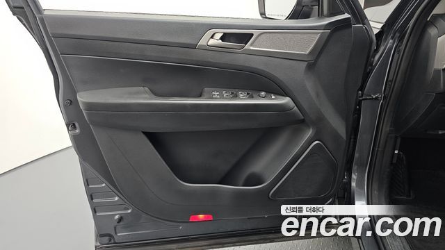 KG Mobility (SsangYong) Rexton Sports Diesel 2.2 2WD Adventure 2018 — фото 24