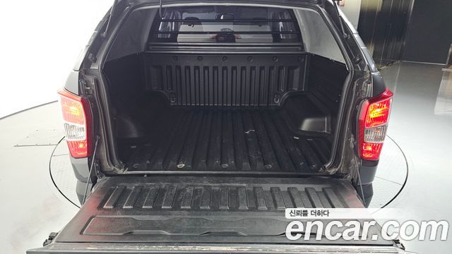 KG Mobility (SsangYong) Rexton Sports Diesel 2.2 2WD Adventure 2018 — фото 29