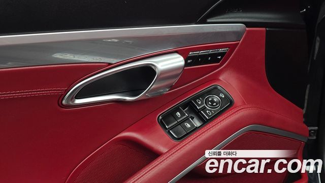 Porsche 718 Boxster 4.0 GTS 2024 — фото 16