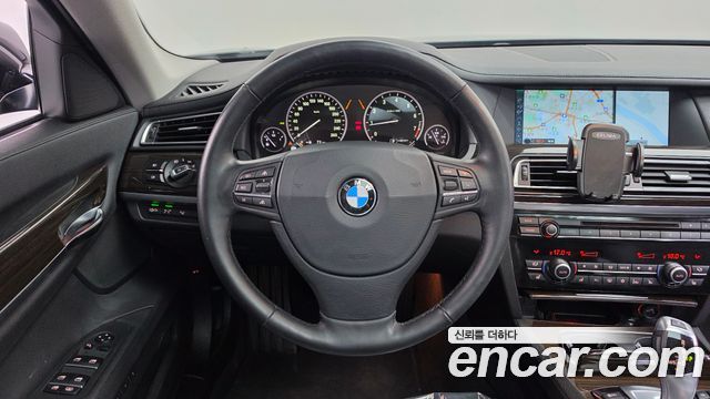 BMW 7 Series (F01) 740i 2012 — фото 13