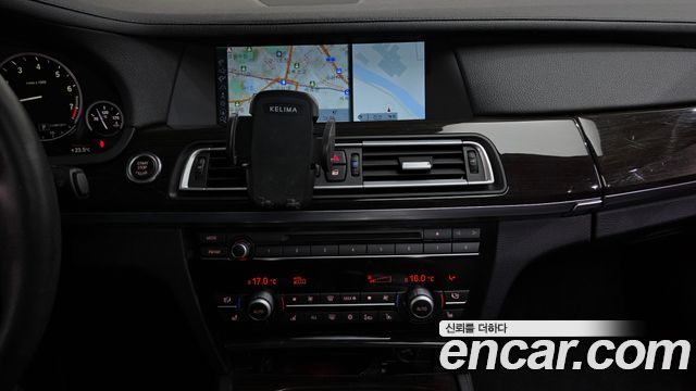 BMW 7 Series (F01) 740i 2012 — фото 15