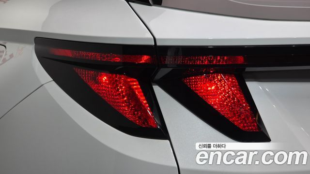Hyundai Tucson Hybrid (NX4) HEV 1.6 2WD Premium 2024 — фото 23