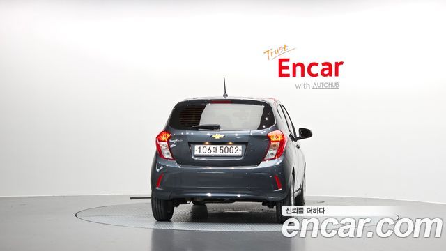 Chevrolet Spark LT 2022 — фото 4