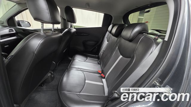 Chevrolet Spark LT 2022 — фото 12
