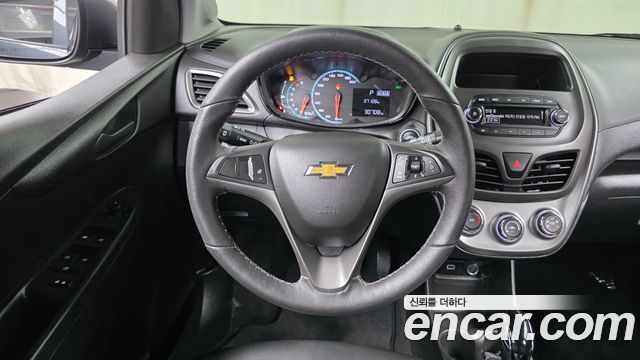 Chevrolet Spark LT 2022 — фото 14