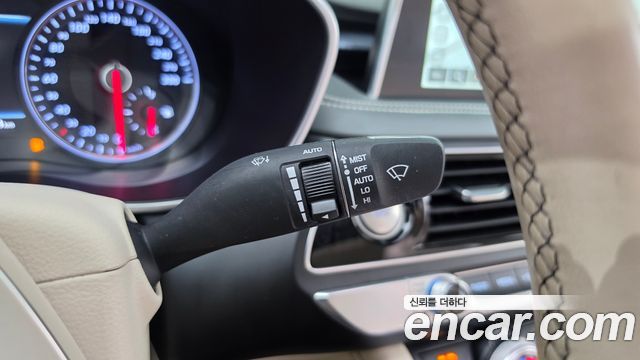 Genesis G70 3.3T Sport AWD Supreme 2018 — фото 22