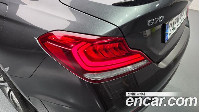 Genesis G70 3.3T Sport AWD Supreme 2018 — фото 29