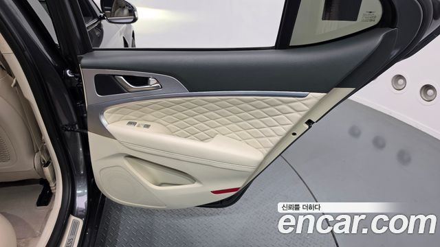 Genesis G70 3.3T Sport AWD Supreme 2018 — фото 31