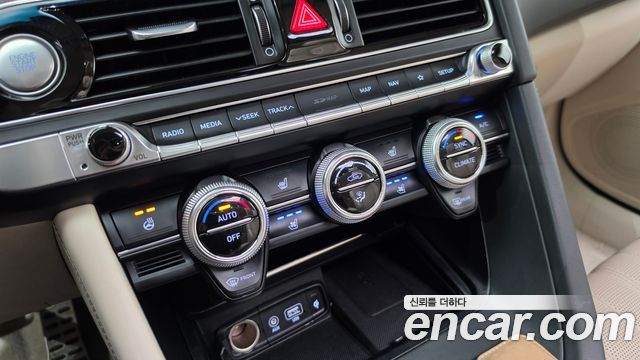 Genesis G70 3.3T Sport AWD Supreme 2018 — фото 36