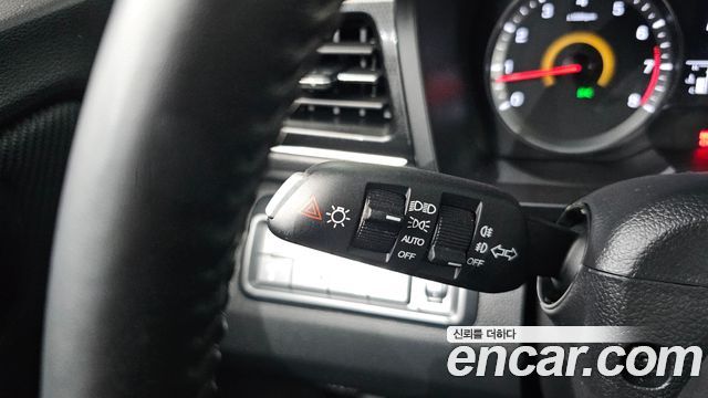 KG Mobility (SsangYong) Very New Tivoli Gasoline 1.5 2WD V3 2022 — фото 30