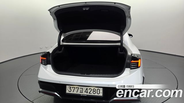 Hyundai Sonata The Edge (DN8) 2.0 Premium 2024 — фото 20
