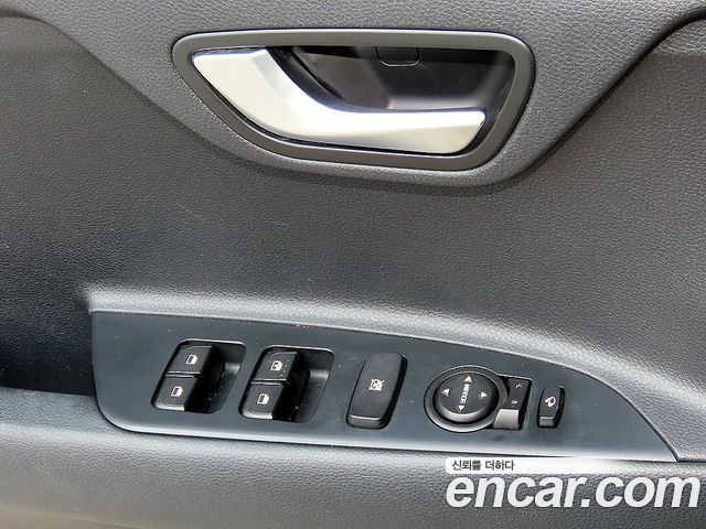 Kia Stonic 1.4 Prestige 2019 — фото 16