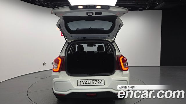 KG Mobility (SsangYong) Tivoli Air 1.5 A3 2WD 2022 — фото 20