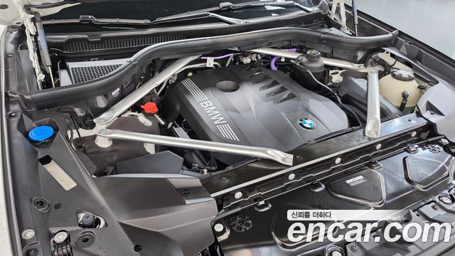 BMW X7 (G07) xDrive 40i Design Pure Excellence 7-Seater 2024 — фото 6