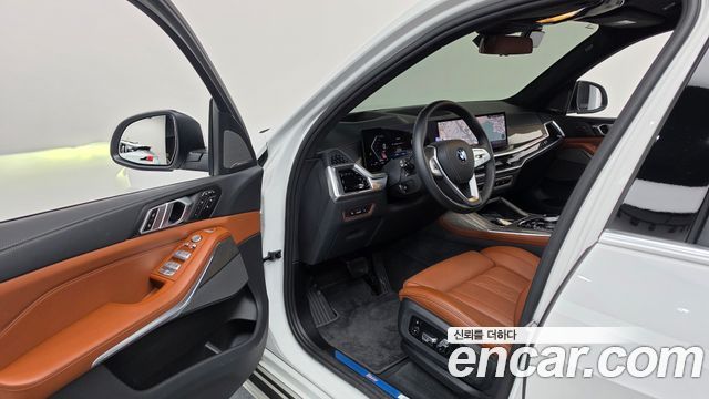 BMW X7 (G07) xDrive 40i Design Pure Excellence 7-Seater 2024 — фото 10