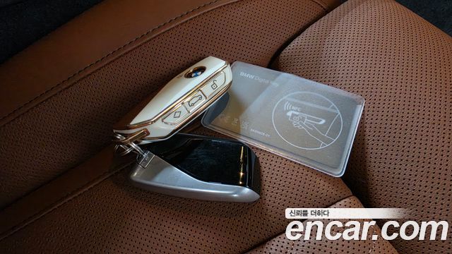BMW X7 (G07) xDrive 40i Design Pure Excellence 7-Seater 2024 — фото 16
