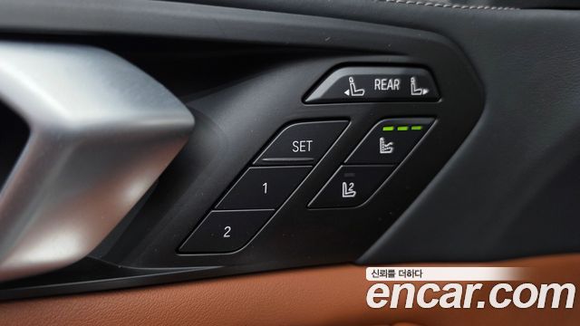 BMW X7 (G07) xDrive 40i Design Pure Excellence 7-Seater 2024 — фото 18