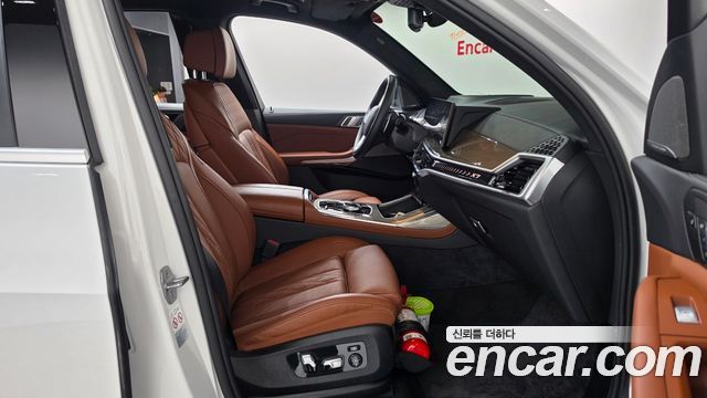 BMW X7 (G07) xDrive 40i Design Pure Excellence 7-Seater 2024 — фото 26