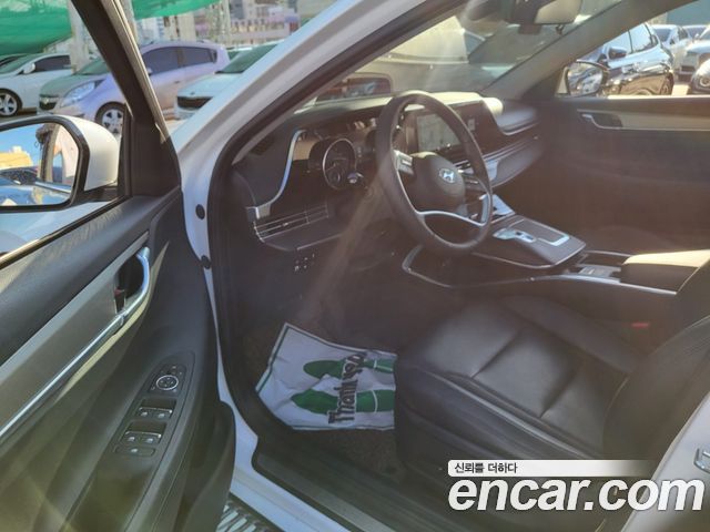 Hyundai Grandeur (IG) 3.0 LPi Rent Car Modern 2023 — фото 18