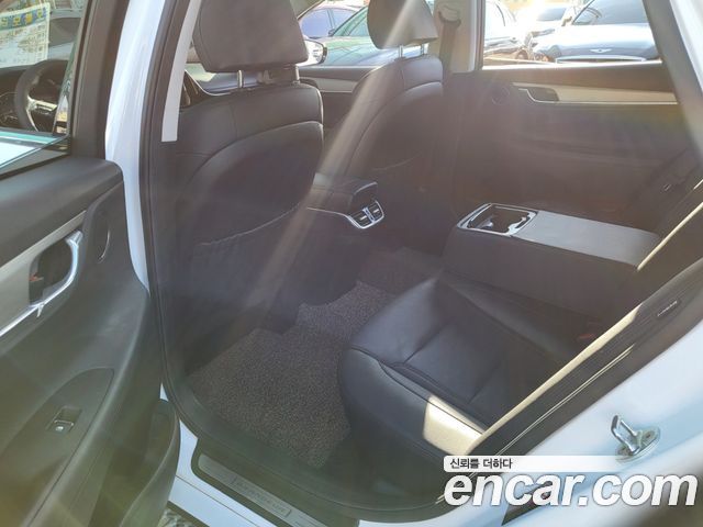 Hyundai Grandeur (IG) 3.0 LPi Rent Car Modern 2023 — фото 19