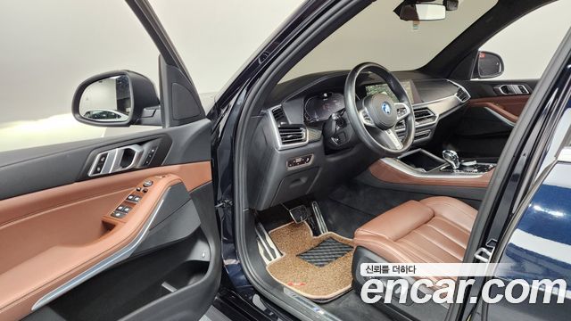 BMW X5 (G05) xDrive 45e M Sport 2022 — фото 10