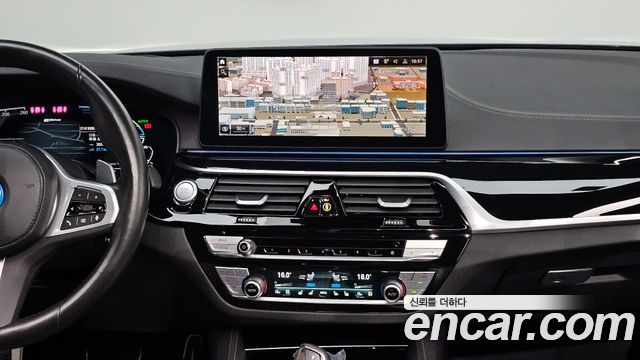 BMW 5 Series (G30) 530e M Sport 2022 — фото 14