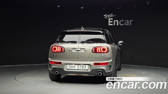 MINI Cooper S Clubman Standard 2nd 2019 — фото 4
