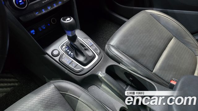 Hyundai Kona 1.6 Turbo 2WD Premium 2019 — фото 9