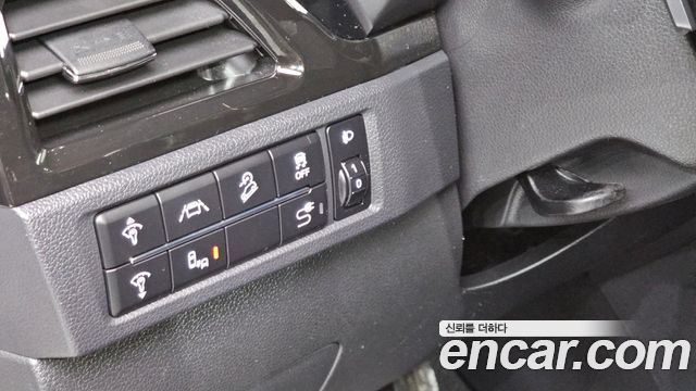 KG Mobility (SsangYong) Korando EV (Emotion) E5 2022 — фото 13