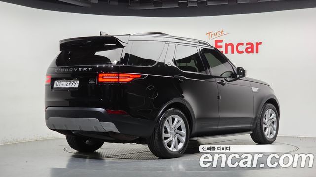 Land Rover Discovery 5 3.0 SD6 HSE 2019 — фото 2