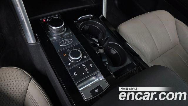 Land Rover Discovery 5 3.0 SD6 HSE 2019 — фото 9