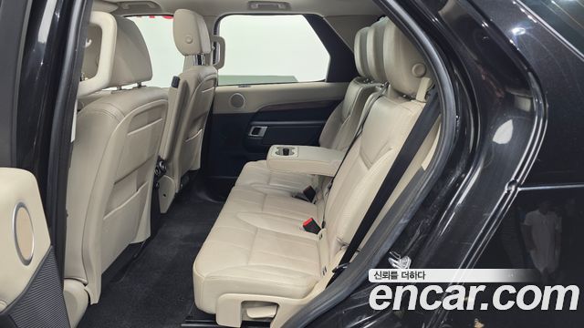 Land Rover Discovery 5 3.0 SD6 HSE 2019 — фото 16