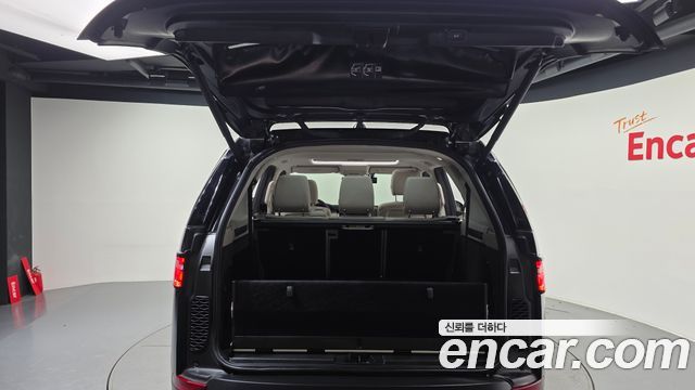 Land Rover Discovery 5 3.0 SD6 HSE 2019 — фото 24