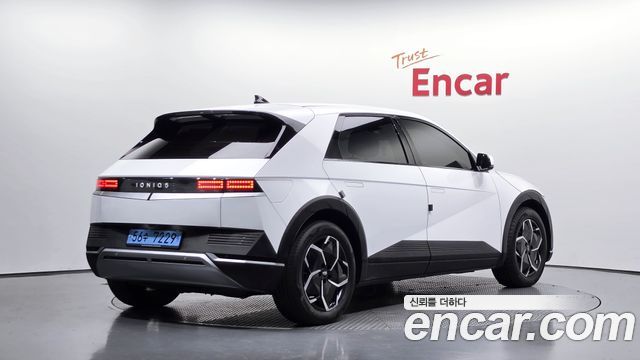 Hyundai Ioniq 5 Long Range AWD Exclusive 2022 — фото 2