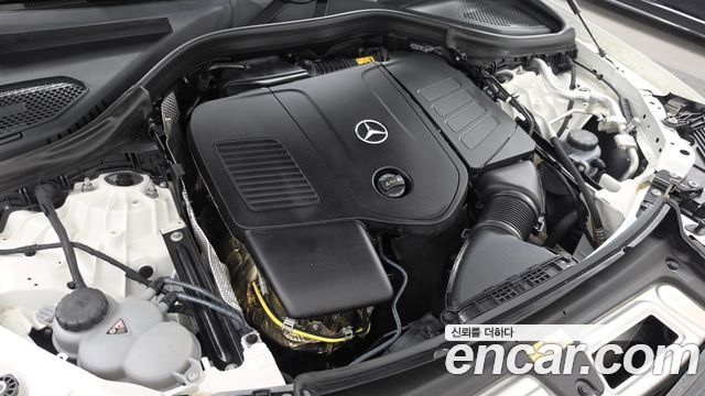 Mercedes-Benz GLC-Class (X254) GLC 300 4MATIC Avantgarde 2025 — фото 6