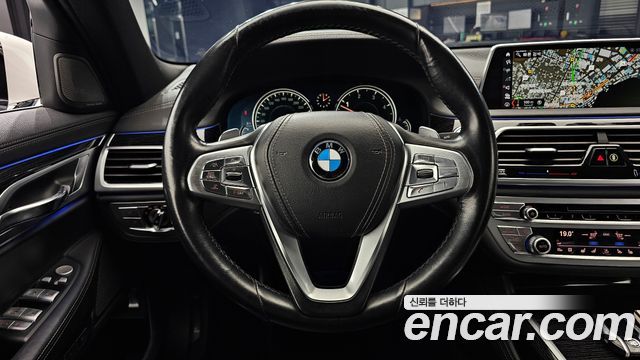 BMW 7 Series (G11) 730d xDrive M Sport 2017 — фото 15