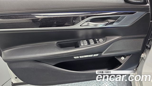 BMW 7 Series (G11) 730d xDrive M Sport 2017 — фото 24