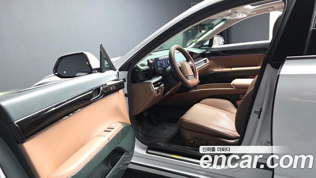 Hyundai Grandeur (GN7) 2,5 Gasoline 2WD Calligraphy 2025 — фото 10