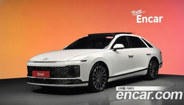 Hyundai Grandeur (GN7) 2,5 Gasoline 2WD Calligraphy 2025 — фото 1