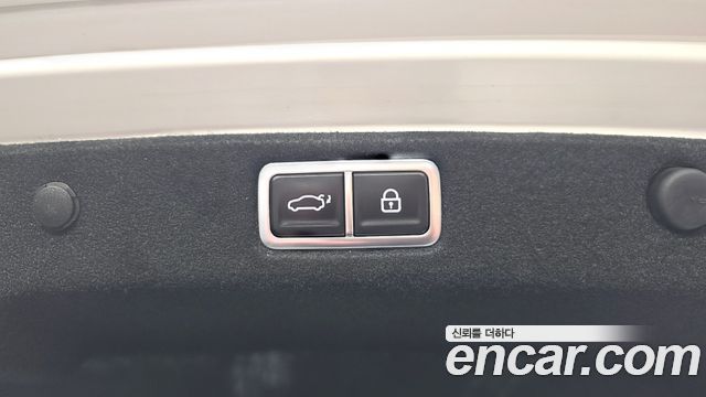 Hyundai Grandeur (GN7) 2,5 Gasoline 2WD Calligraphy 2025 — фото 41