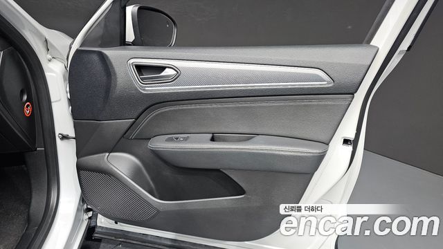 Renault Korea XM3 1.3 TCe RE Signature 2021 — фото 24