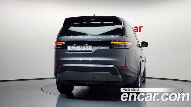 Land Rover Discovery 5 3.0 SD6 SE 2019 — фото 4