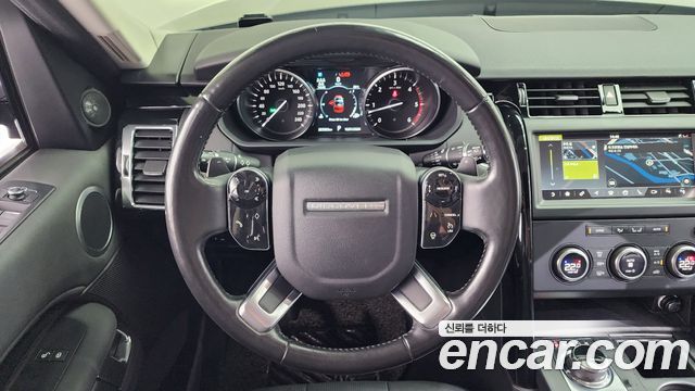 Land Rover Discovery 5 3.0 SD6 SE 2019 — фото 18