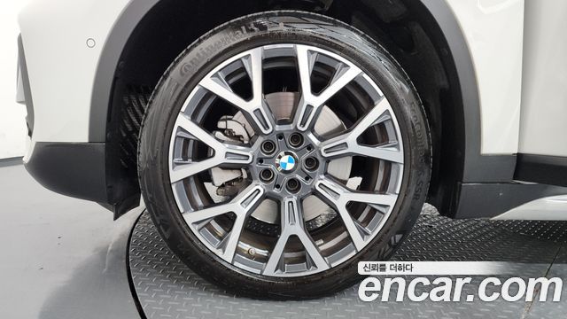 BMW X1 (F48) xDrive 20i xLine 2022 — фото 5